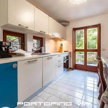 Vista Nel Blu, Piscina Apartman Rapallo